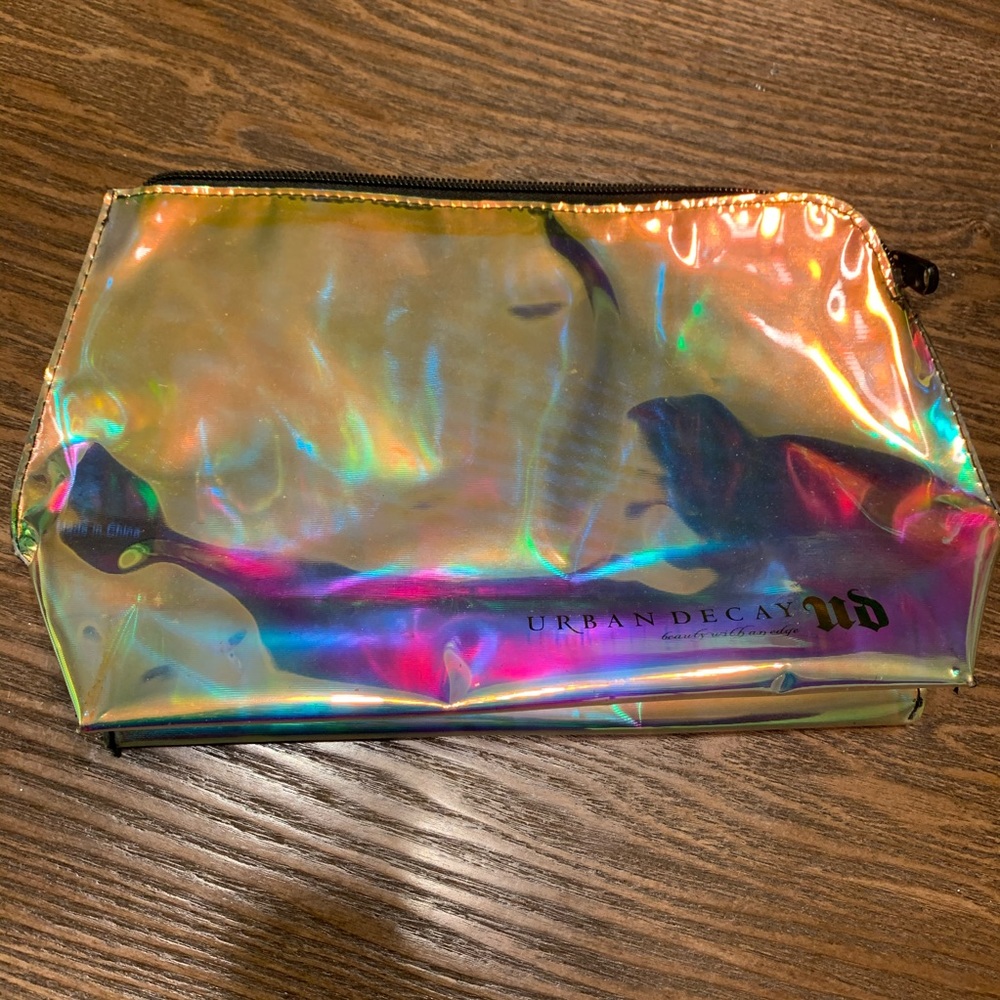 LIMITED EDITION Urban Decay Iridescent Makeup Bag NWOT
